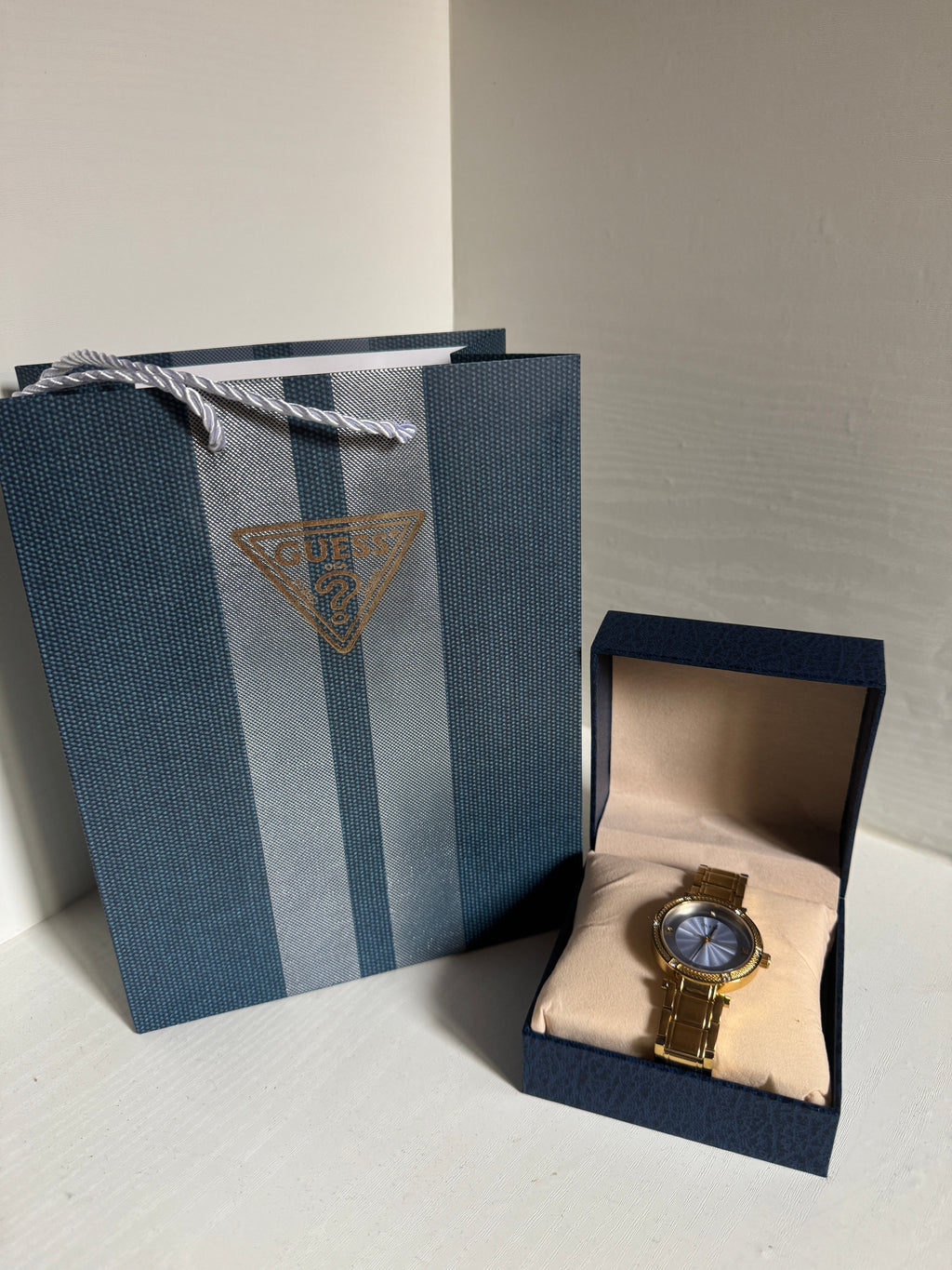 Guess Watch For Women W0695L2