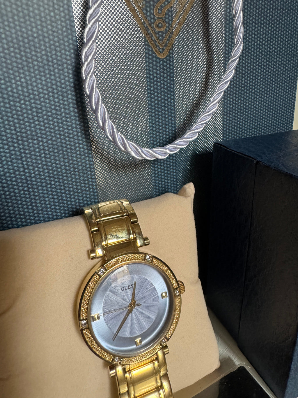 Guess Watch For Women W0695L2